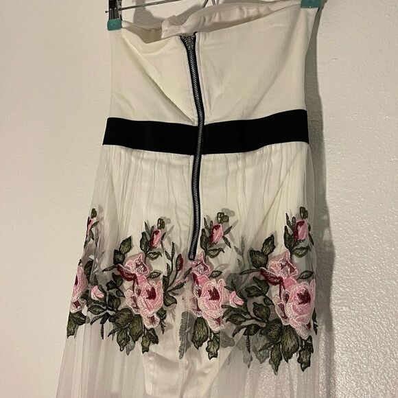 Rare London bodysuit dress embroidered sz large - Picture 12 of 16